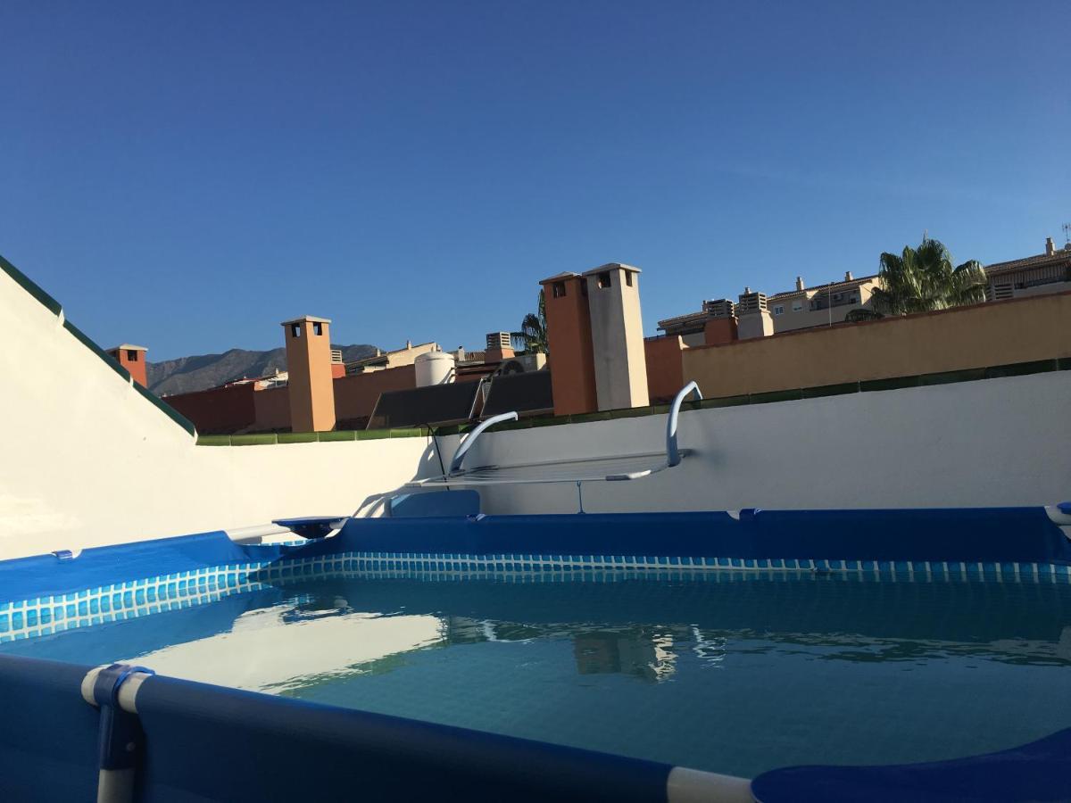 Apartment With Private Patio Fuengirola Bagian luar foto