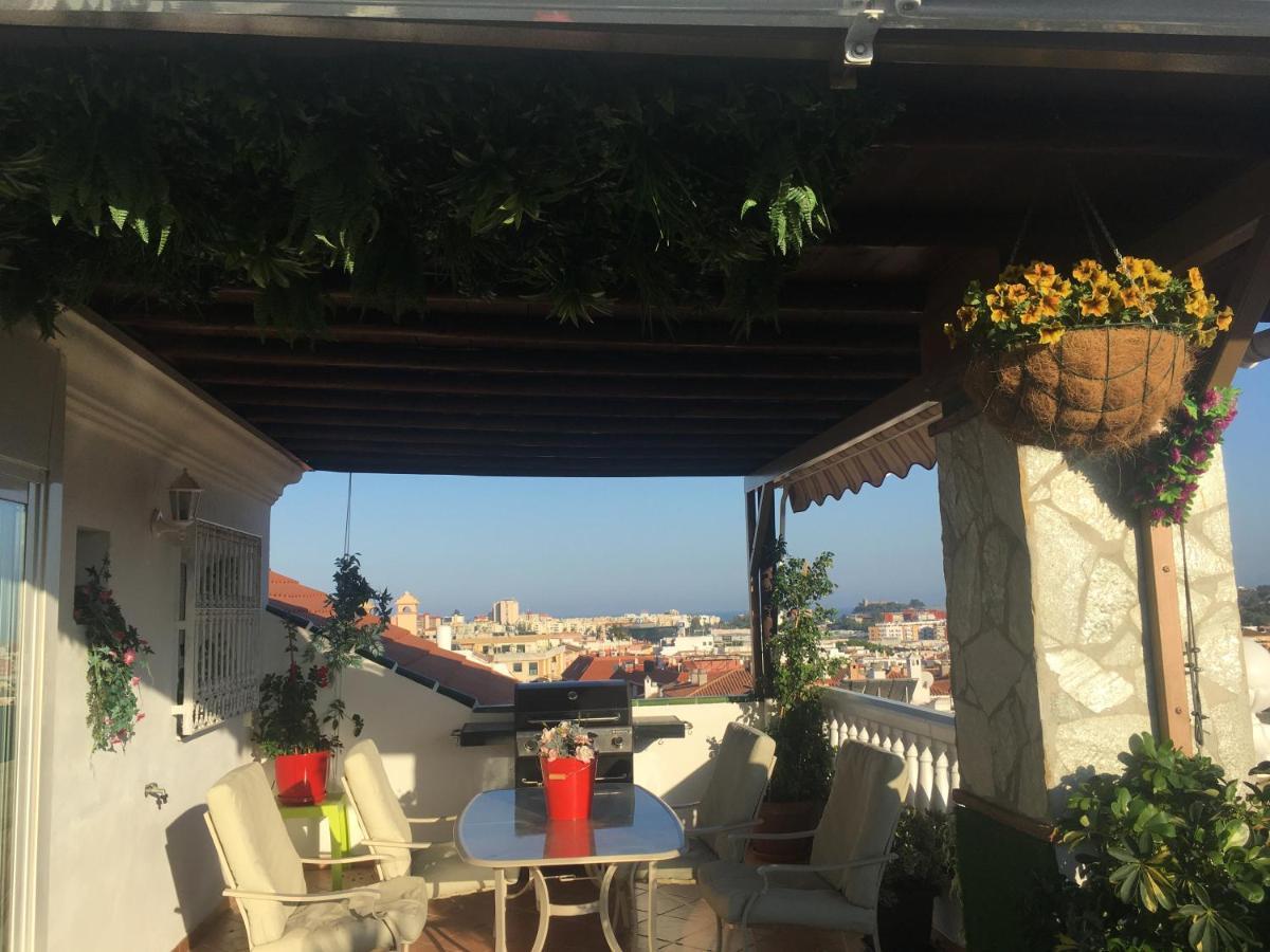 Apartment With Private Patio Fuengirola Bagian luar foto