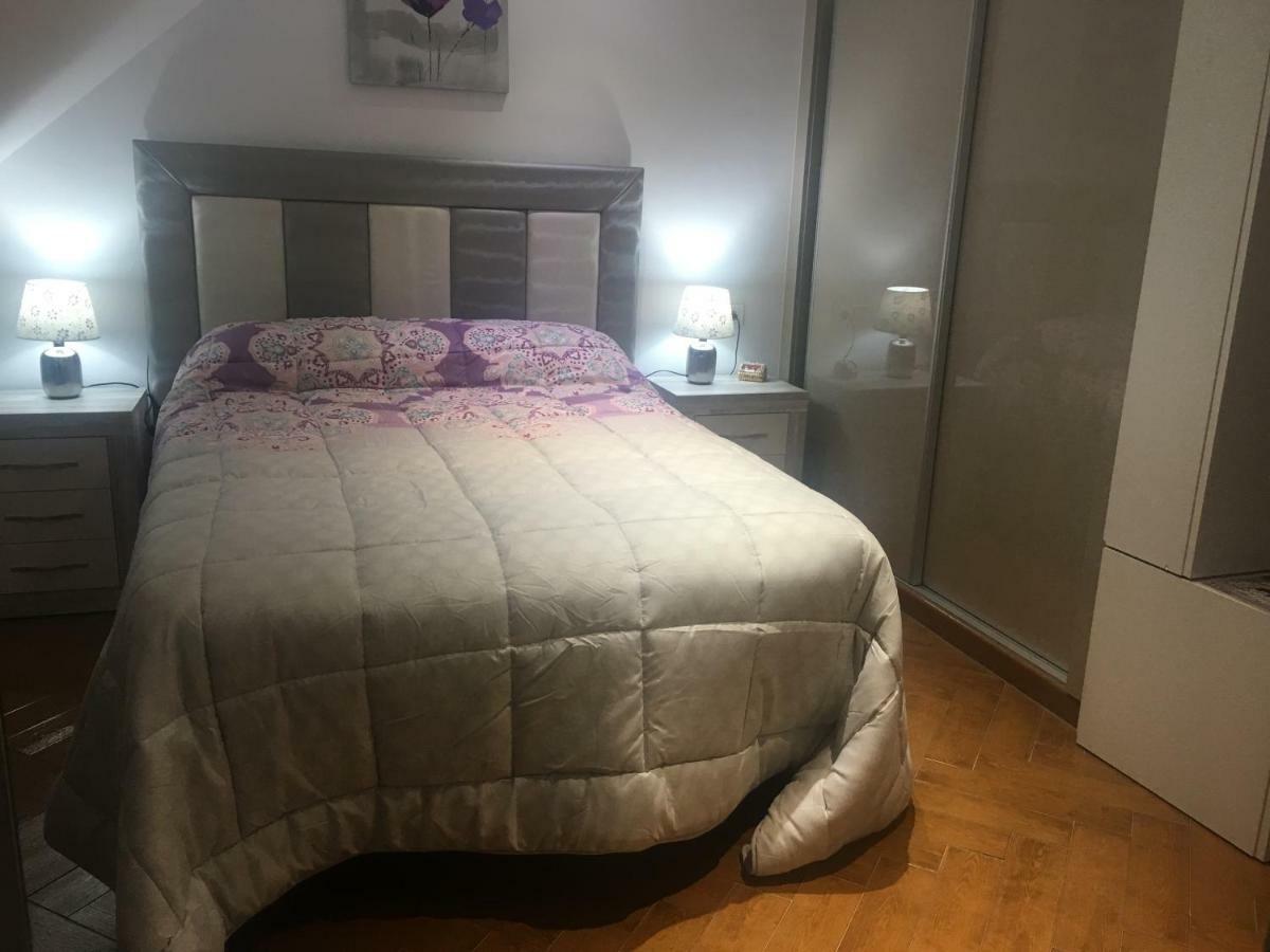Apartment With Private Patio Fuengirola Bagian luar foto